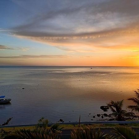 Tehuarupe Surf Studios Haapiti Luaran gambar