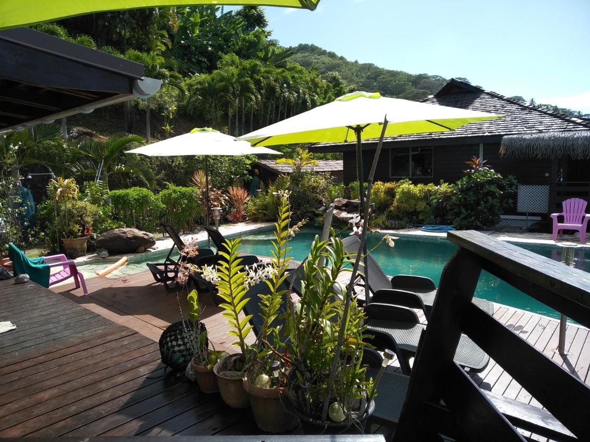 Tehuarupe Surf Studios Haapiti Luaran gambar