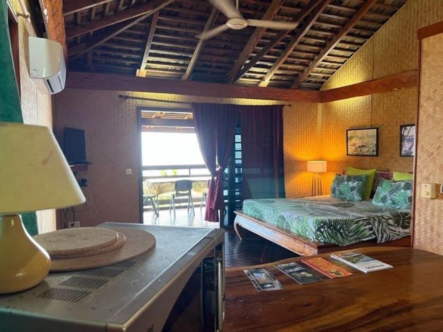 Tehuarupe Surf Studios Haapiti Luaran gambar