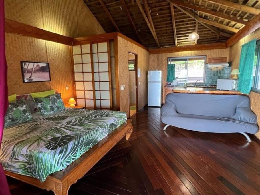 Tehuarupe Surf Studios Haapiti Luaran gambar