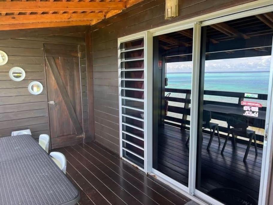 Tehuarupe Surf Studios Haapiti Luaran gambar