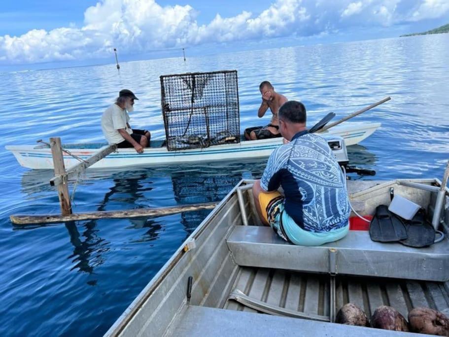 Tehuarupe Surf Studios Haapiti Luaran gambar