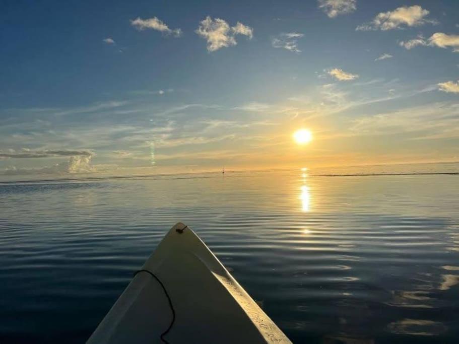 Tehuarupe Surf Studios Haapiti Luaran gambar