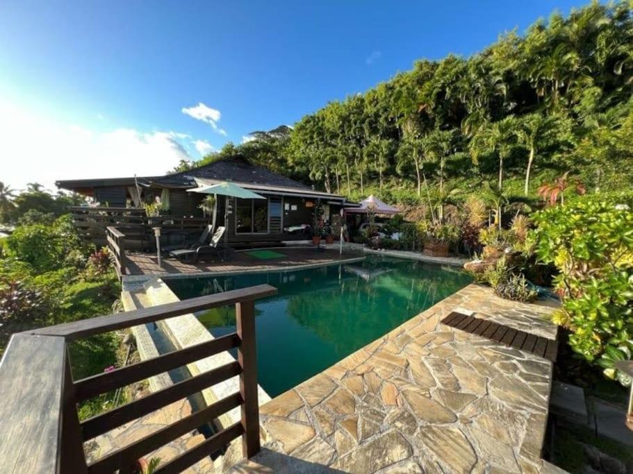 Tehuarupe Surf Studios Haapiti Luaran gambar