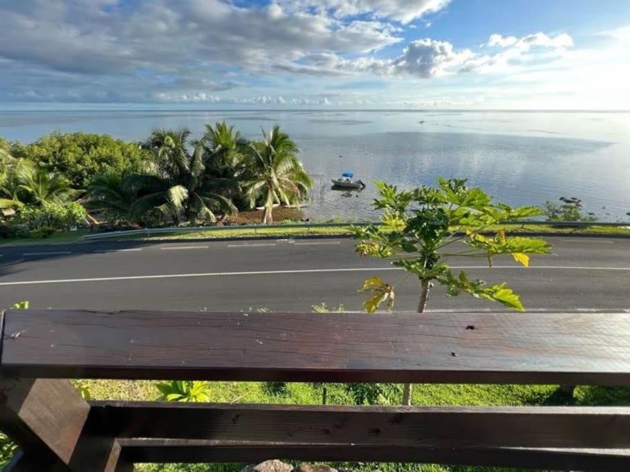 Tehuarupe Surf Studios Haapiti Luaran gambar