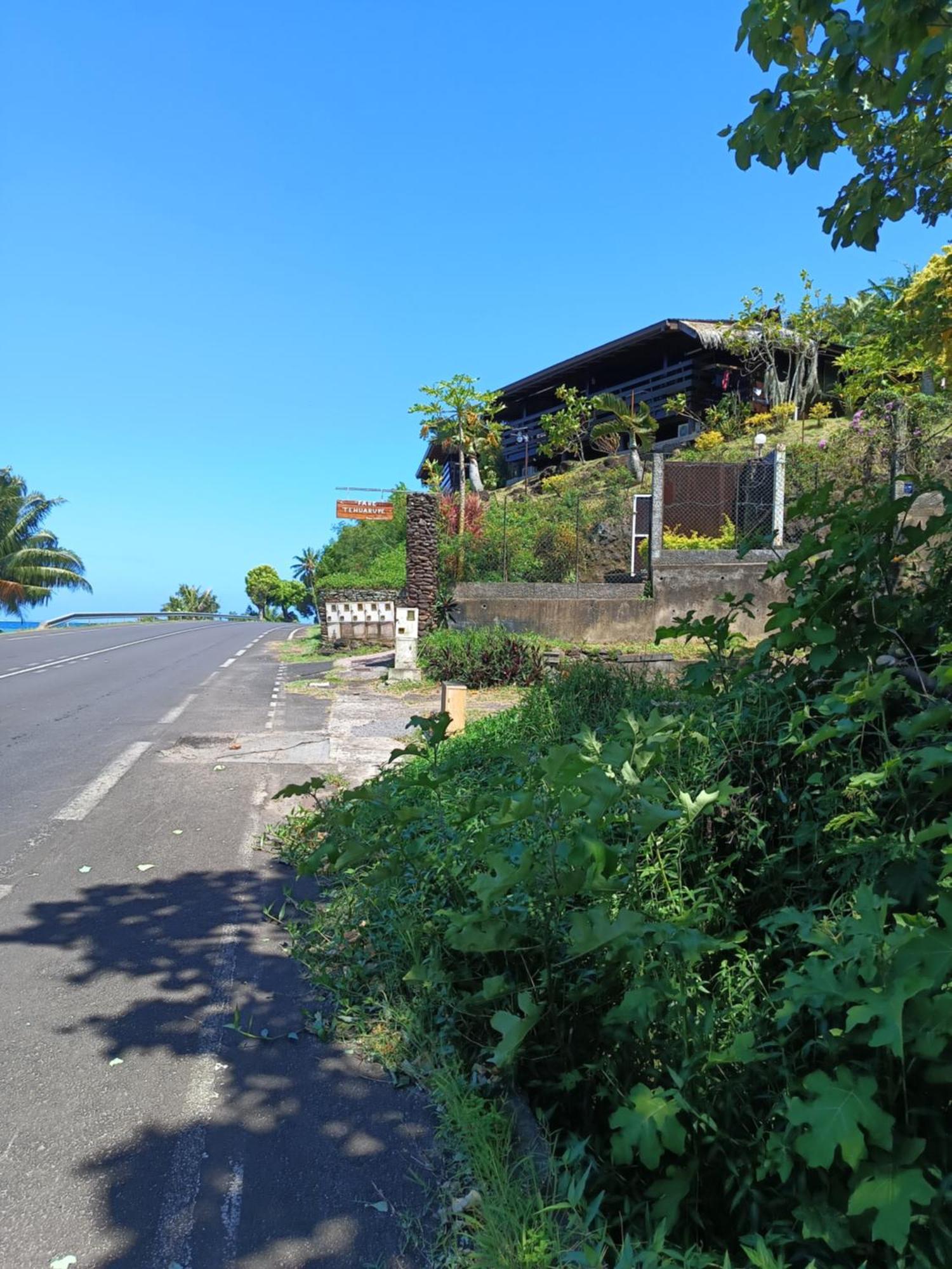 Tehuarupe Surf Studios Haapiti Luaran gambar